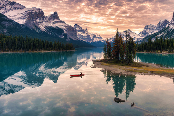 Maligne Lake